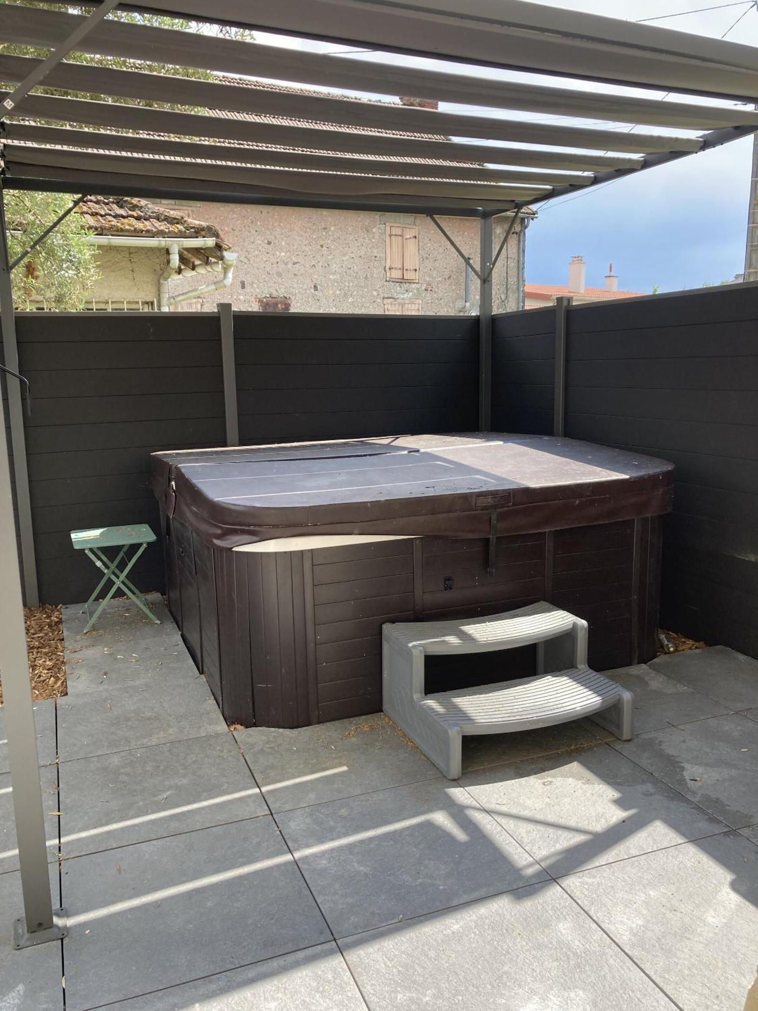 Location Appartement Des Pyrenees Borderes-sur-l'Echez Kültér fotó