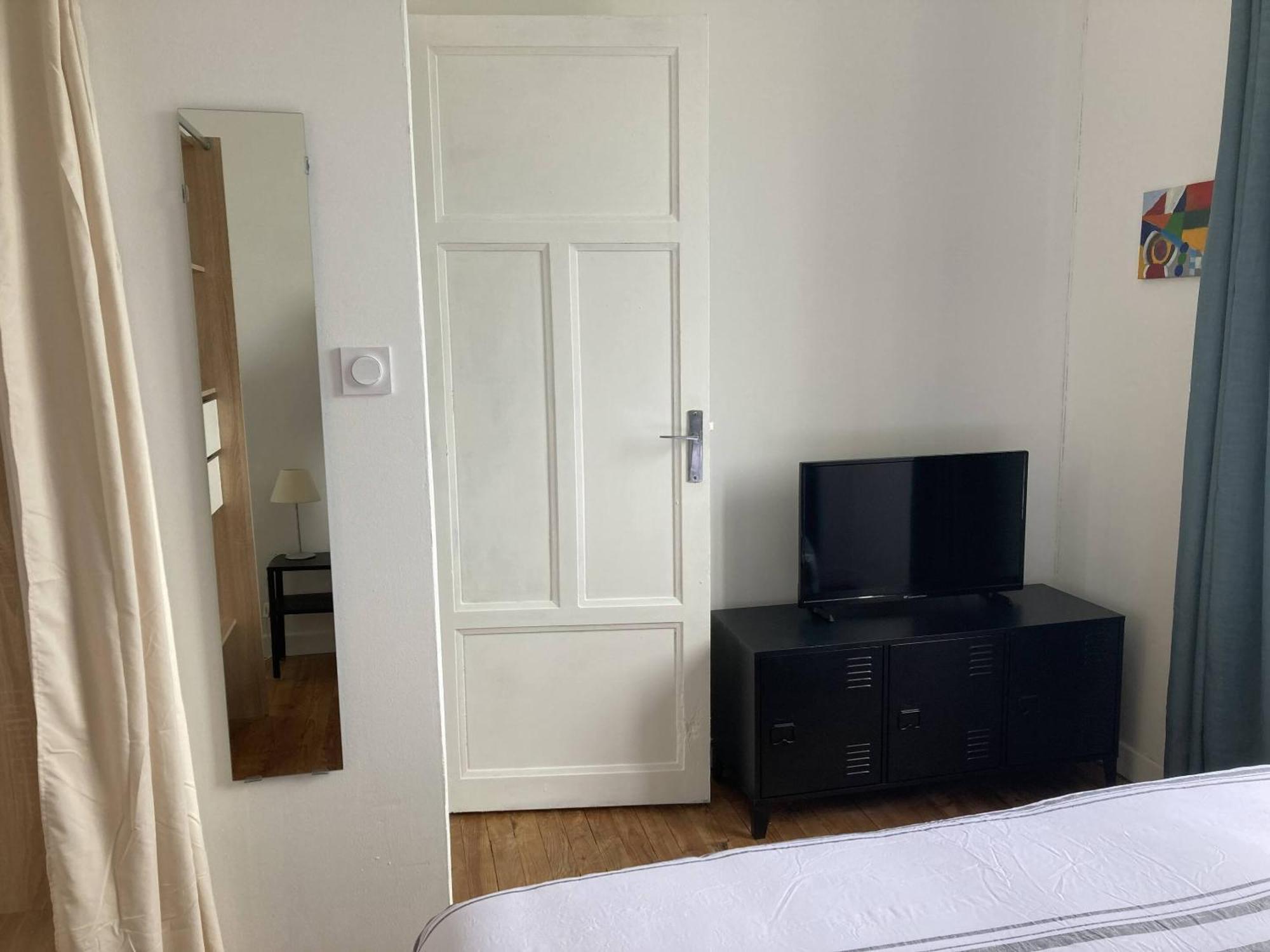 Location Appartement Des Pyrenees Borderes-sur-l'Echez Szoba fotó
